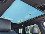 Used 2017 Land Rover Range Rover Sport SE image 3
