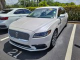 Used 2019 Lincoln Continental Premiere image 2