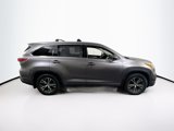 Used 2016 Toyota Highlander XLE image 4