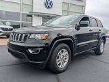 Used 2018 Jeep Grand Cherokee Laredo image 2