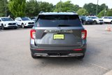 Used 2022 Ford Explorer XLT w/ Equipment Group 202A image 5