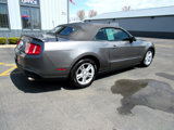 Used 2010 Ford Mustang Convertible image 5