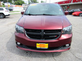 Used 2019 Dodge Grand Caravan SXT w/ Driver Convenience Group image 2