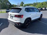 Used 2022 Volkswagen Taos SE image 3
