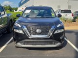 Used 2023 Nissan Rogue SV image 2