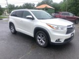 Used 2014 Toyota Highlander XLE image 3