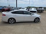Used 2016 Ford Fusion SE w/ Equipment Group 201A image 4