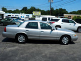 Used 2006 Mercury Grand Marquis GS image 2