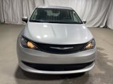 Used 2023 Chrysler Voyager LX image 2