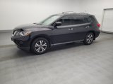 Used 2017 Nissan Pathfinder SV image 2