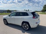 Used 2019 Jeep Cherokee Overland w/ Technology Group image 4