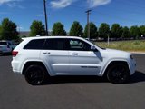 Used 2018 Jeep Grand Cherokee Altitude image 3