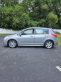 Used 2011 Nissan Versa SL image 3