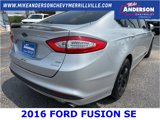 Used 2016 Ford Fusion SE image 3