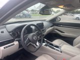 Used 2020 Nissan Altima 2.5 SV image 4