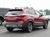 Used 2023 Kia Seltos S w/ Navigation Package image 3