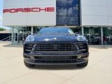 Certified 2020 Porsche Macan image 3