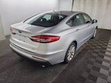 Used 2019 Ford Fusion SE image 2