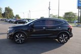 Used 2020 Nissan Rogue Sport SL image 2