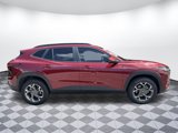 Used 2024 Chevrolet Trax LT w/ LT Convenience Package image 2