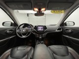 Used 2019 Jeep Cherokee Limited image 2