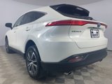 Used 2022 Toyota Venza LE image 5