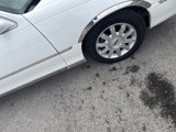 Used 2008 Lincoln Town Car Signature image 5