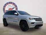 Used 2021 Jeep Grand Cherokee Laredo X image 2