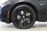Used 2022 BMW 530e w/ M Sport Package image 5