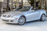 Used 2005 Mercedes-Benz SLK 350 image 2