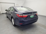 Used 2015 Lexus ES 300h image 5