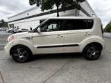 Used 2011 Kia Soul ! image 4