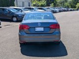 Used 2013 Volkswagen Jetta SE image 4