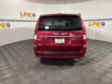 Used 2014 Chrysler Town & Country S image 4