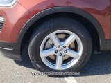 Used 2018 Ford Explorer XLT image 3