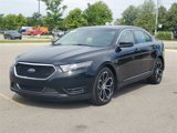 Used 2017 Ford Taurus SHO image 3