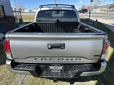 Used 2022 Toyota Tacoma TRD Off-Road image 6
