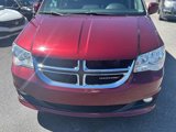 Used 2019 Dodge Grand Caravan SXT image 3