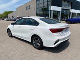 Used 2022 Kia Forte LXS image 3
