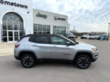 Used 2020 Jeep Compass Trailhawk image 2