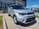 Used 2018 Kia Soul + image 3