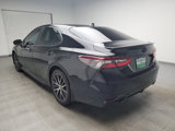 Used 2021 Toyota Camry SE image 5