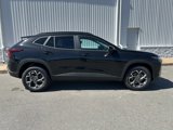 New 2025 Chevrolet Trax LT w/ LT Convenience Package image 2