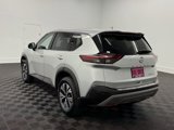 Used 2021 Nissan Rogue SV image 3