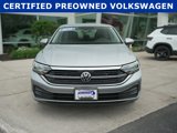 Used 2022 Volkswagen Jetta SE image 3