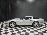 Used 1996 Chevrolet Corvette Coupe image 4