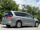 Used 2021 Chrysler Voyager Lxi image 5