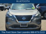 Used 2022 Nissan Rogue SV image 3