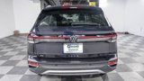 New 2025 Volkswagen Taos SE image 6