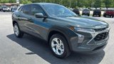 New 2025 Chevrolet Trax LS w/ LS Convenience Package image 3